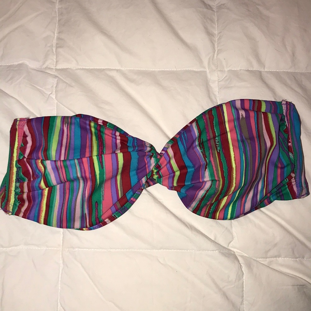 Victoria’s Secret bikini top